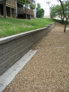 Midwest Concrete retaining wall 0697     