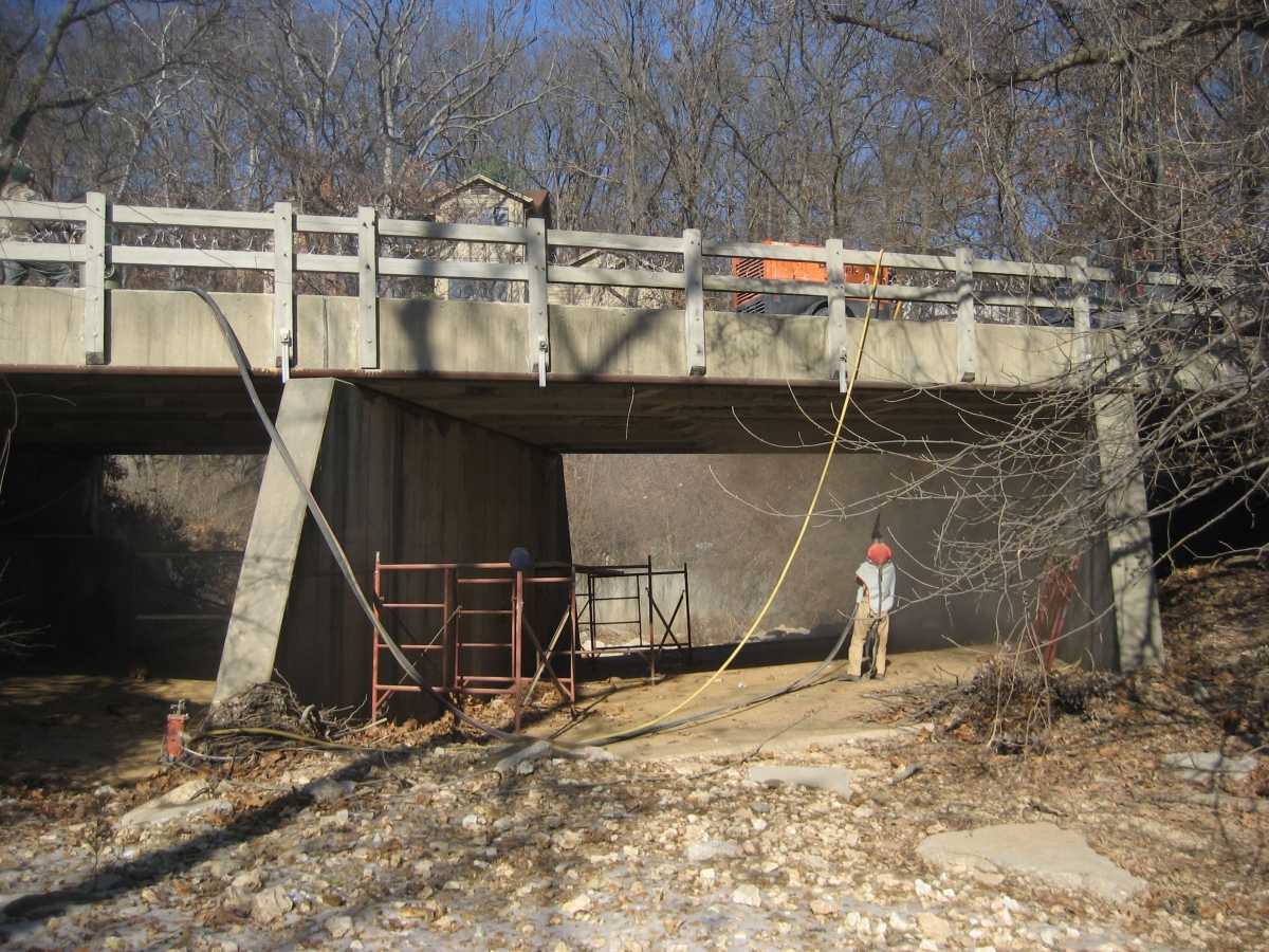Midwest Concrete Bridge Construction 0502    